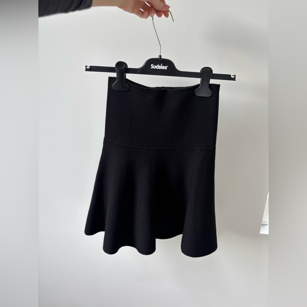The Frankie Shop Peplum Top Small - Picture 4 of 5